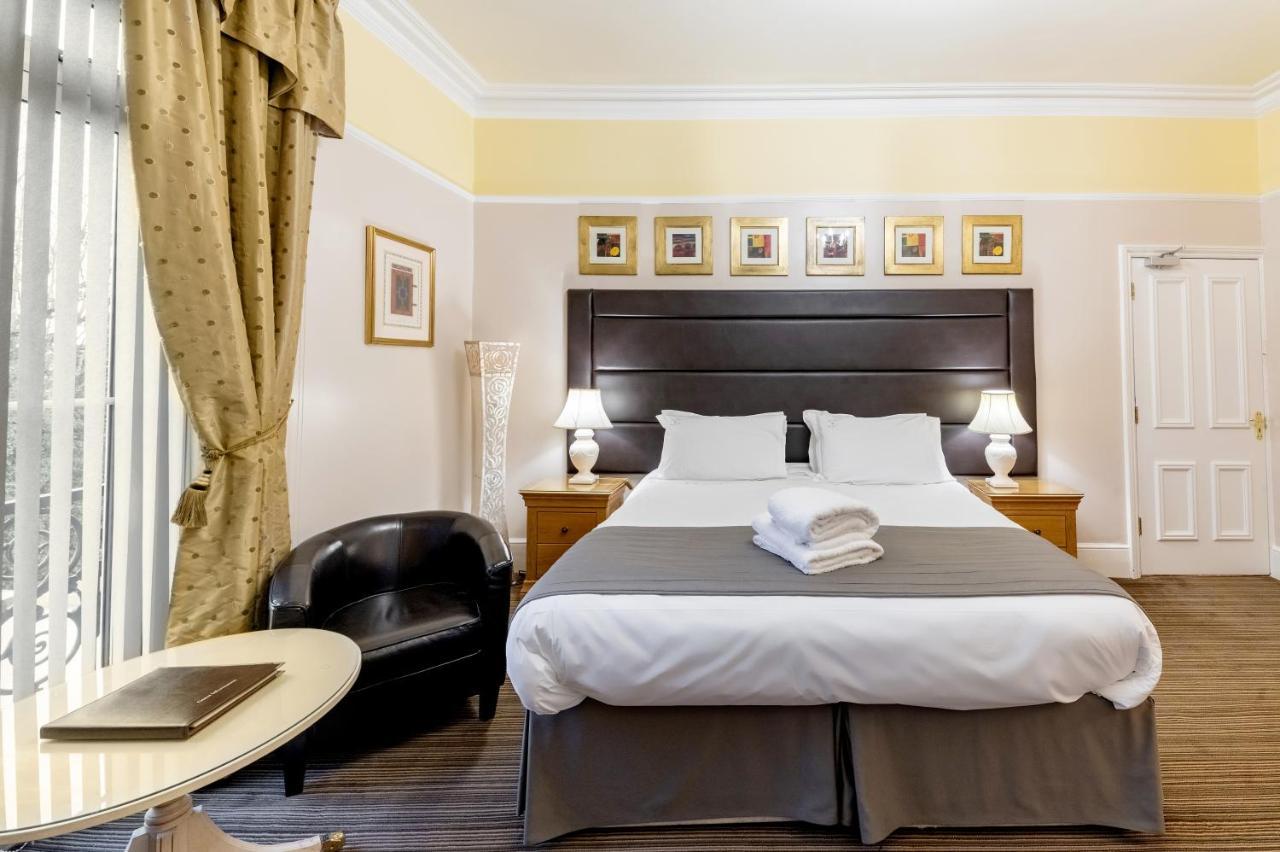 Charades Guest House Hereford Bagian luar foto