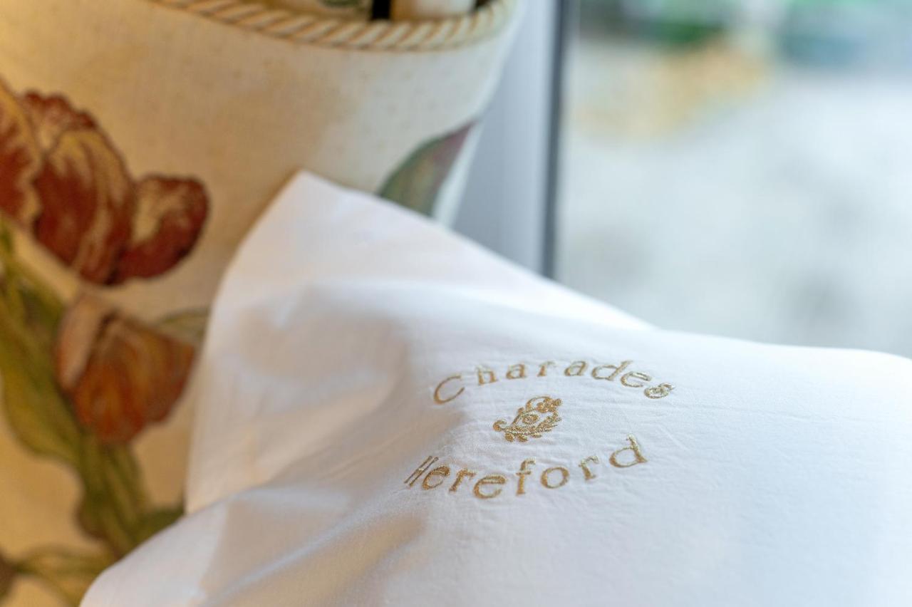 Charades Guest House Hereford Bagian luar foto