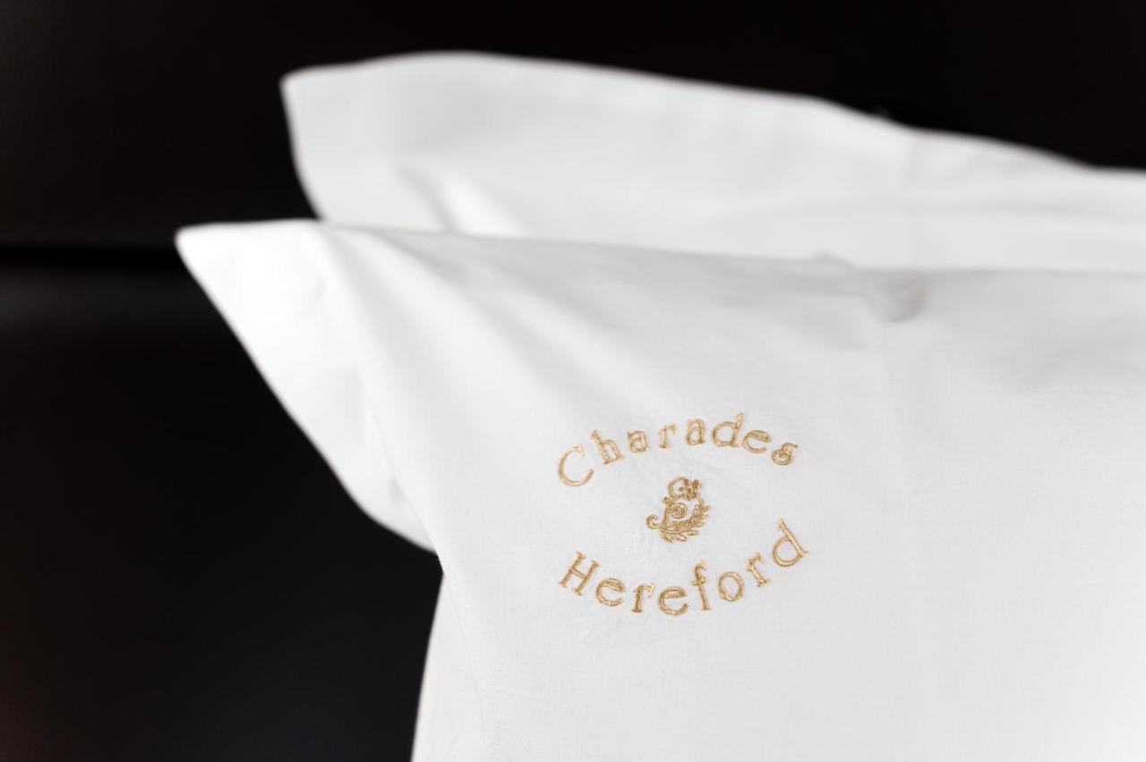 Charades Guest House Hereford Bagian luar foto