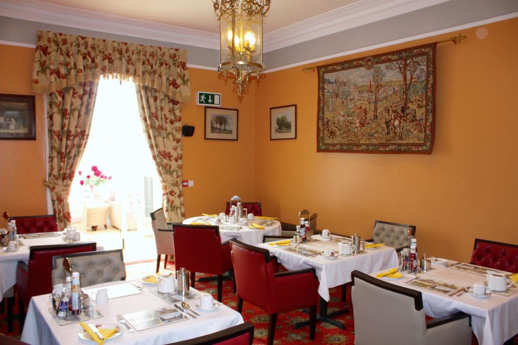 Charades Guest House Hereford Bagian luar foto